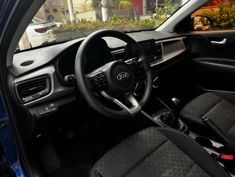 KIA Rio Interior 16